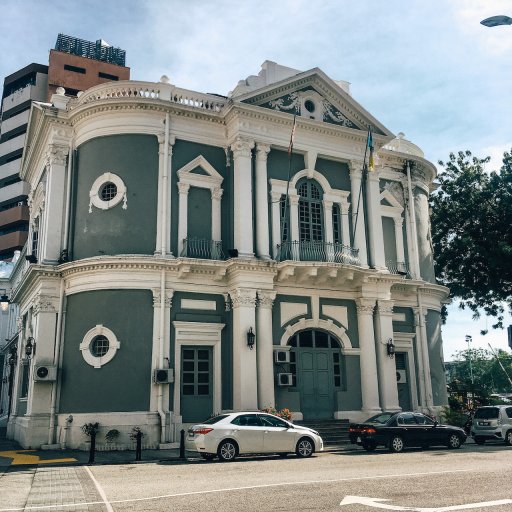 Another example of the colonial architecture in George Town.