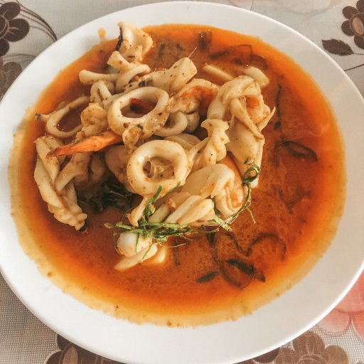 Kookkai's delectable squid curry.
