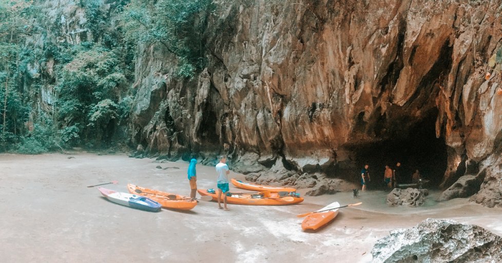 kayaks in Emerald Cave